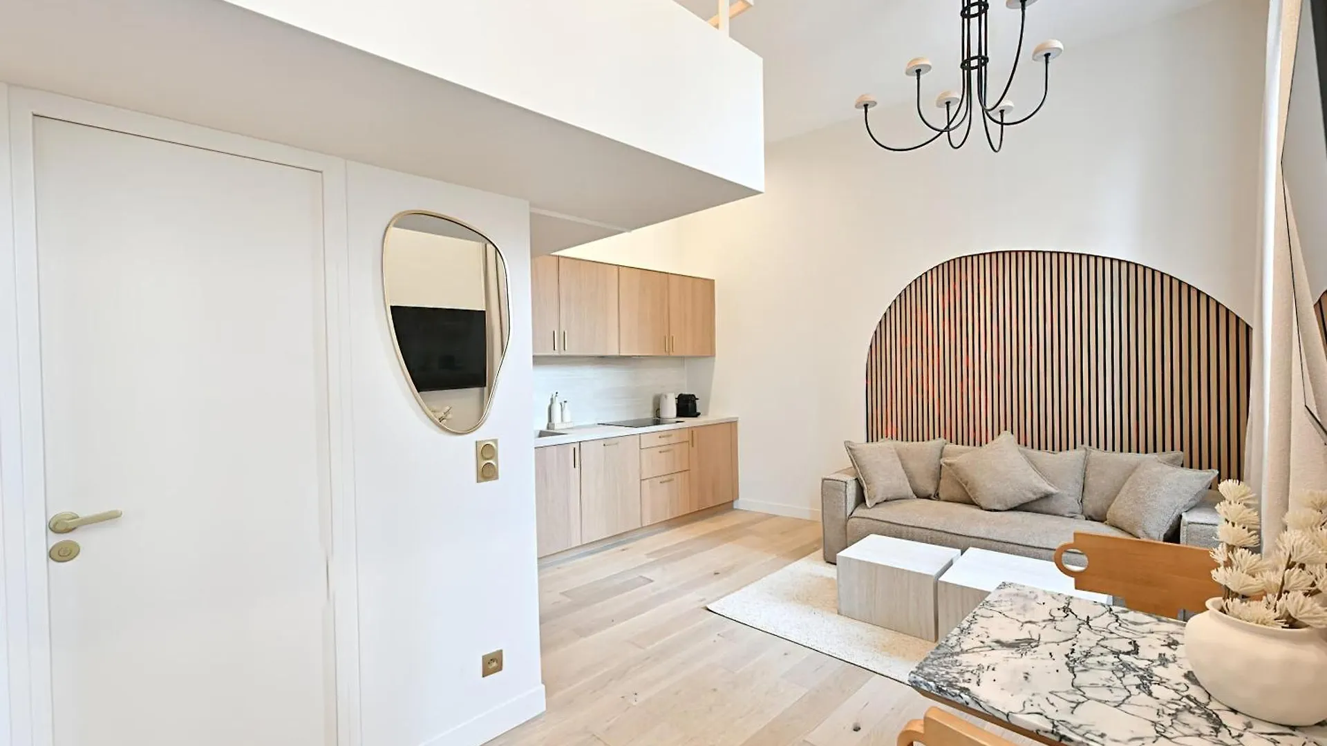 Superb Apartment Center Of Paris Le Marais 0*,  フランス